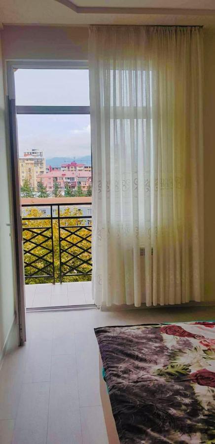 TAMEO Apartment Batumi Bagian luar foto